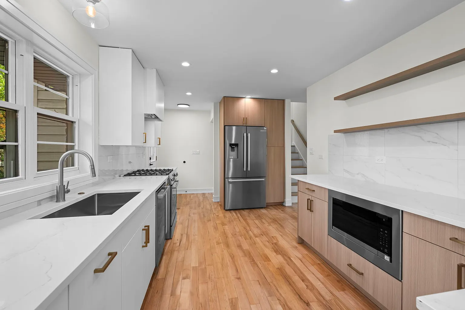 1024 Arbor Ln. &mdash; Kitchen